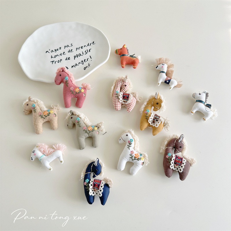 Adorable Hand Stuffed Pony Bro - Women Shoes Must Have ulasan dan harga