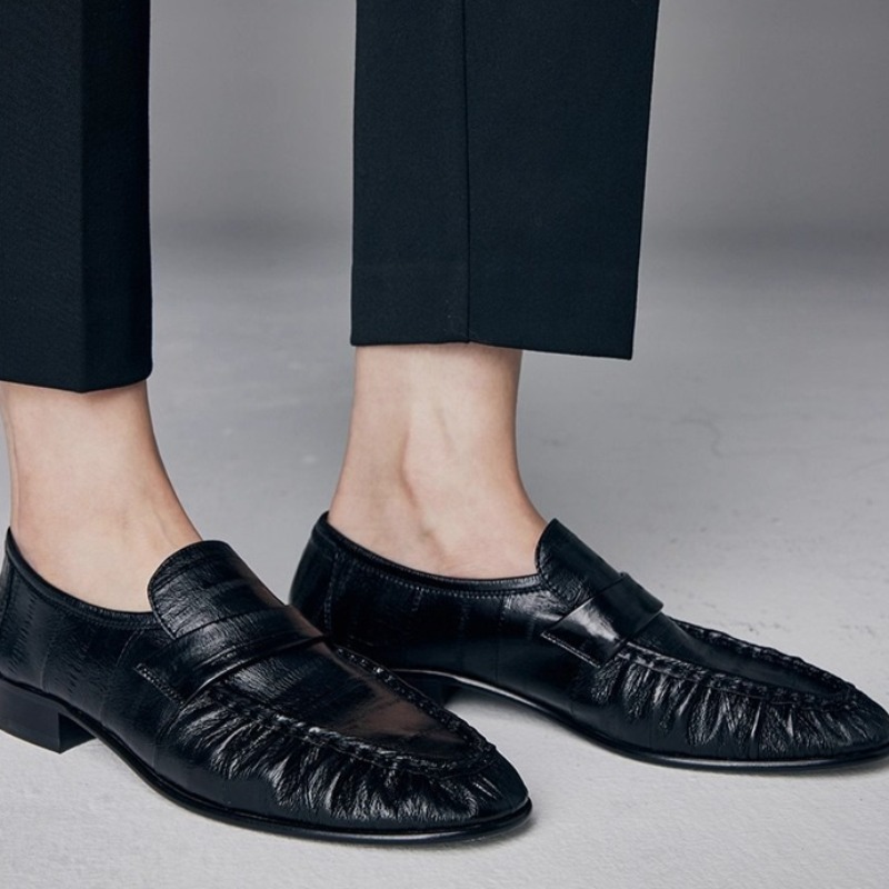 Luxury Women's Shoes New Handm - Women Shoes Casual ulasan dan harga